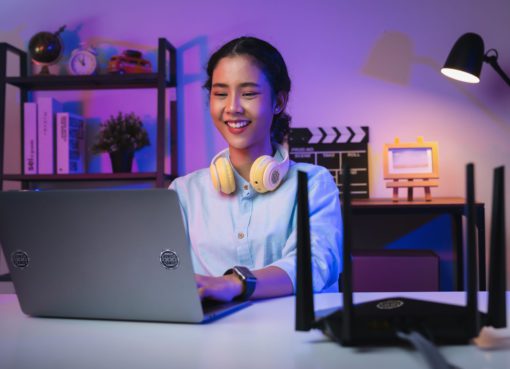 في ظل تنامي الإرهاق الرقمي، توجه متزايد نحو أجهزة الحماية من الموجات الكهرومغناطيسية